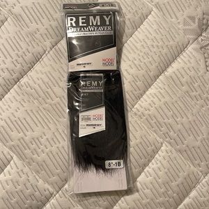 Model Model Dream Weaver Yaki 8” 100% Human Hair - color 1B